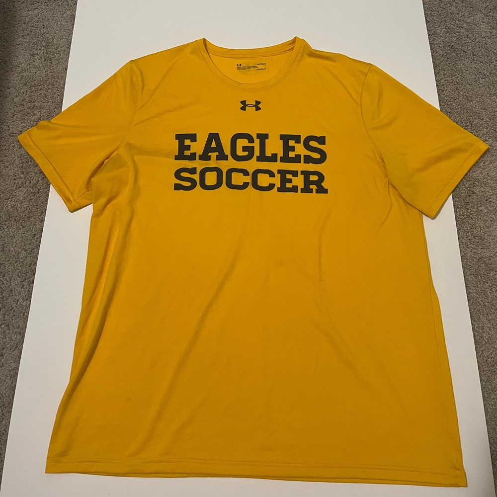 Men’s UNDER ARMOUR UA Eagles Soccer Performance Tee Yellow/Navy Blue Size Large